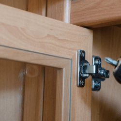How to Choose the Right Cabinet Door Hinges
